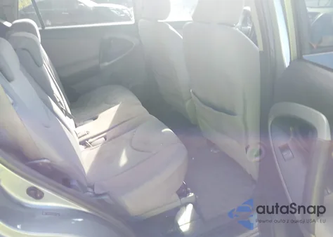 2006 Toyota Rav4 from USA, damaged, VIN JTMZD33V065023665